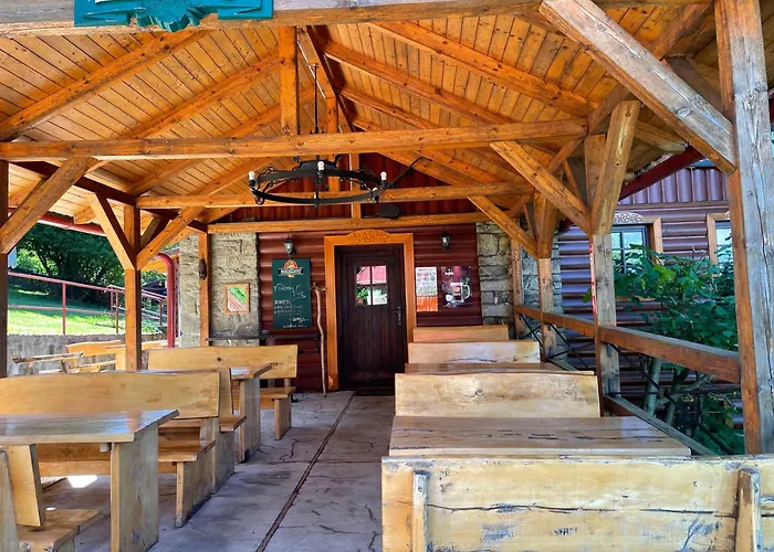 Pulcinske Skaly Gasthof *