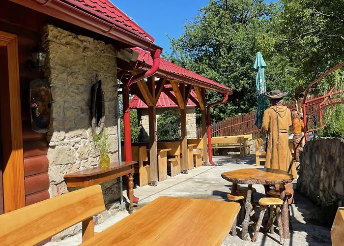 Pulcinske Skaly Gasthof *